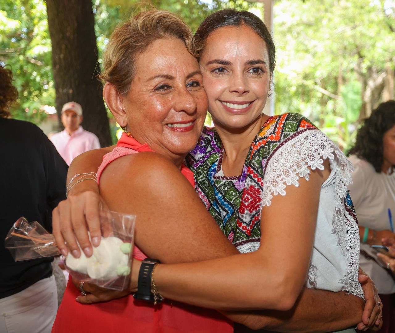 uploads/6/32/01 (260).Jpeg